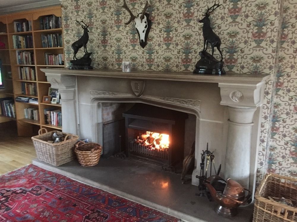 Bed & Breakfast Highland Bear & Luxury Bear Huts Drumnadrochit